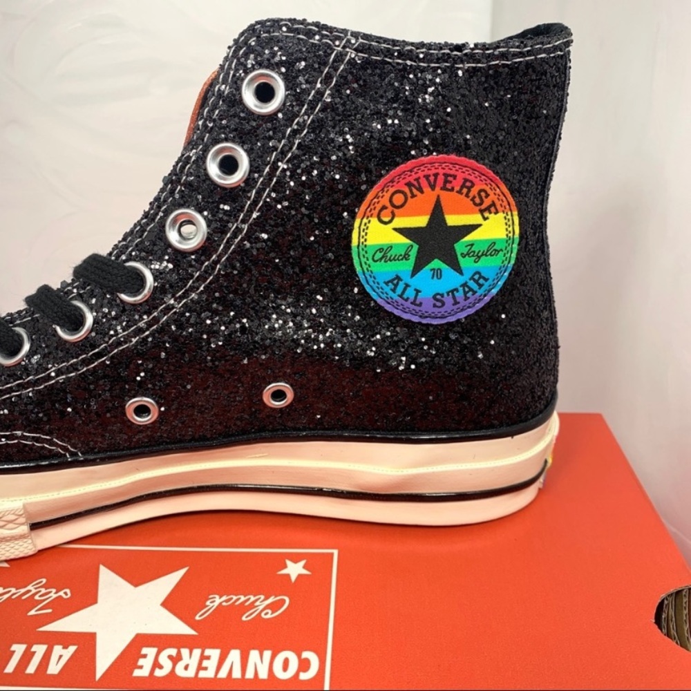 Converse Chuck Taylor HI TOP PRIDE SNEAKER🌈 - Picture 2 of 8